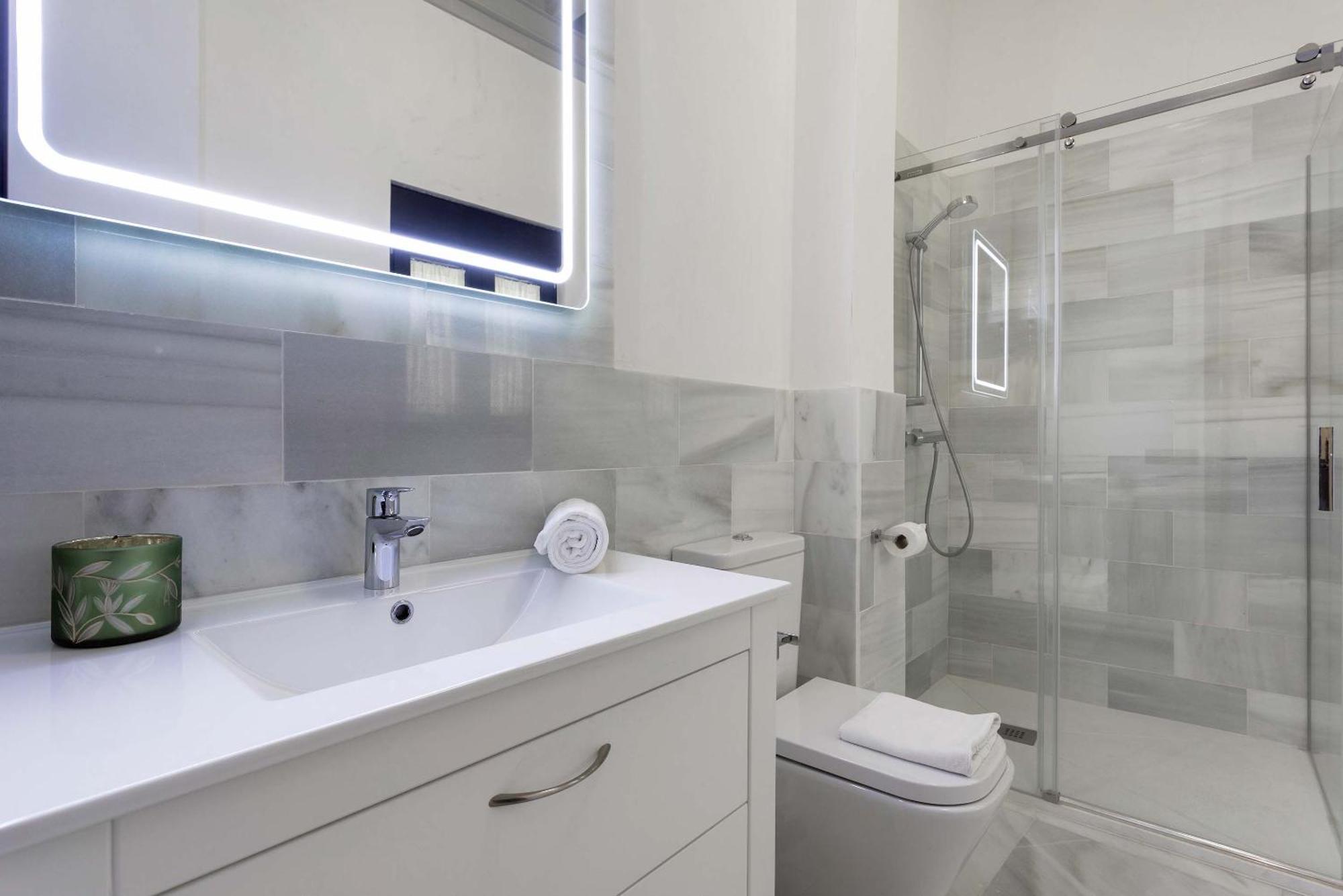 Genteel Home Acetres Sevilla Bagian luar foto