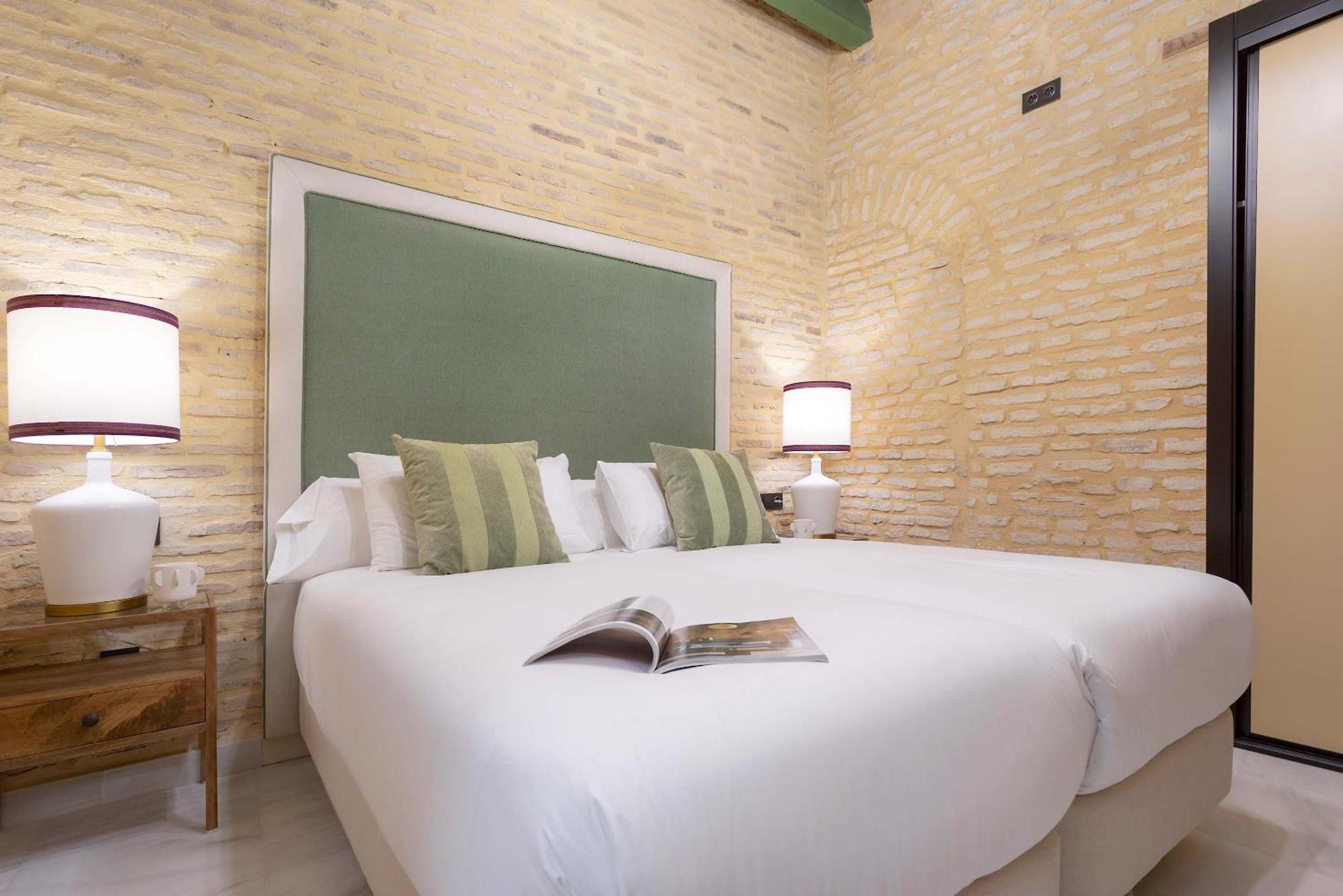 Genteel Home Acetres Sevilla Bagian luar foto
