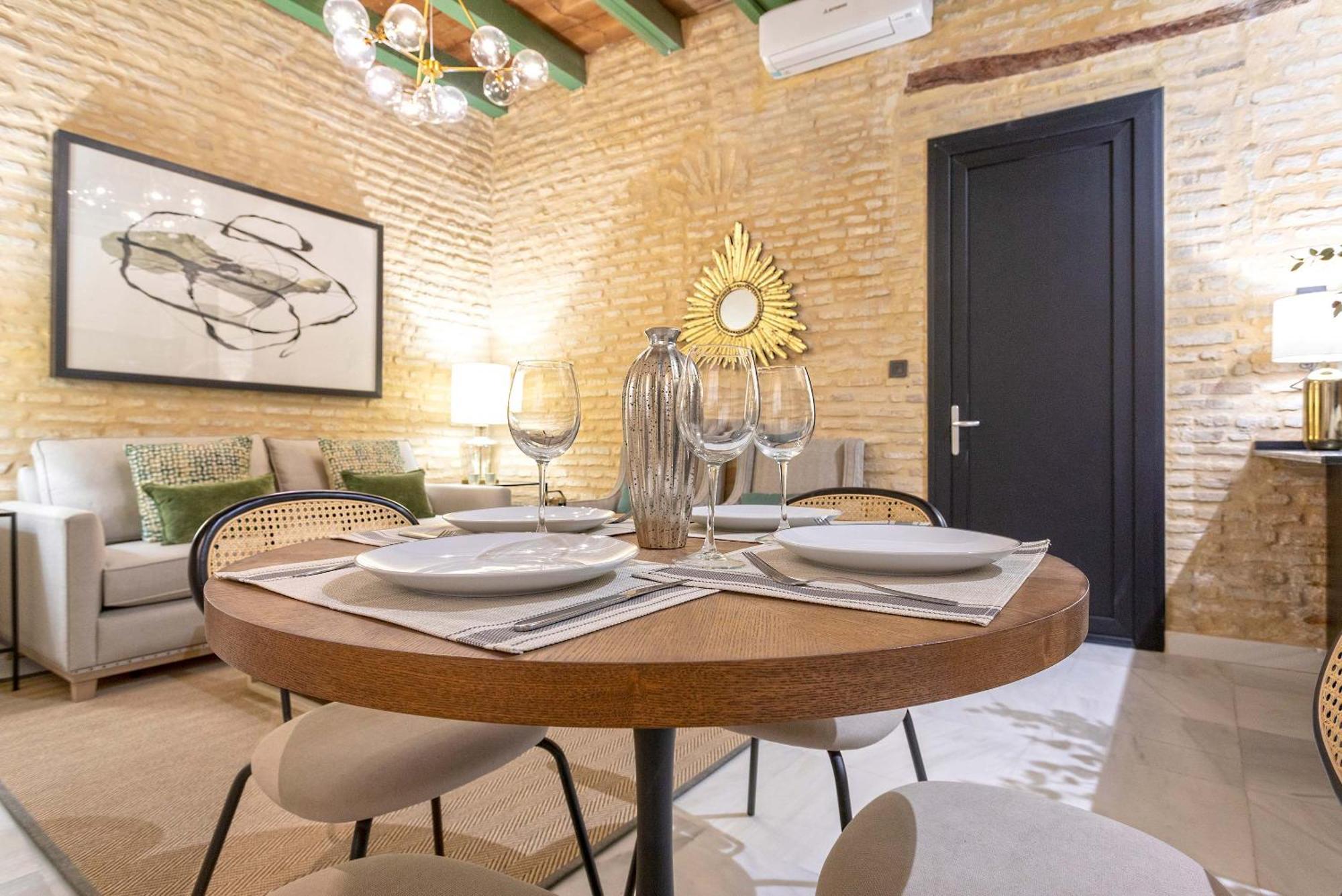 Genteel Home Acetres Sevilla Bagian luar foto