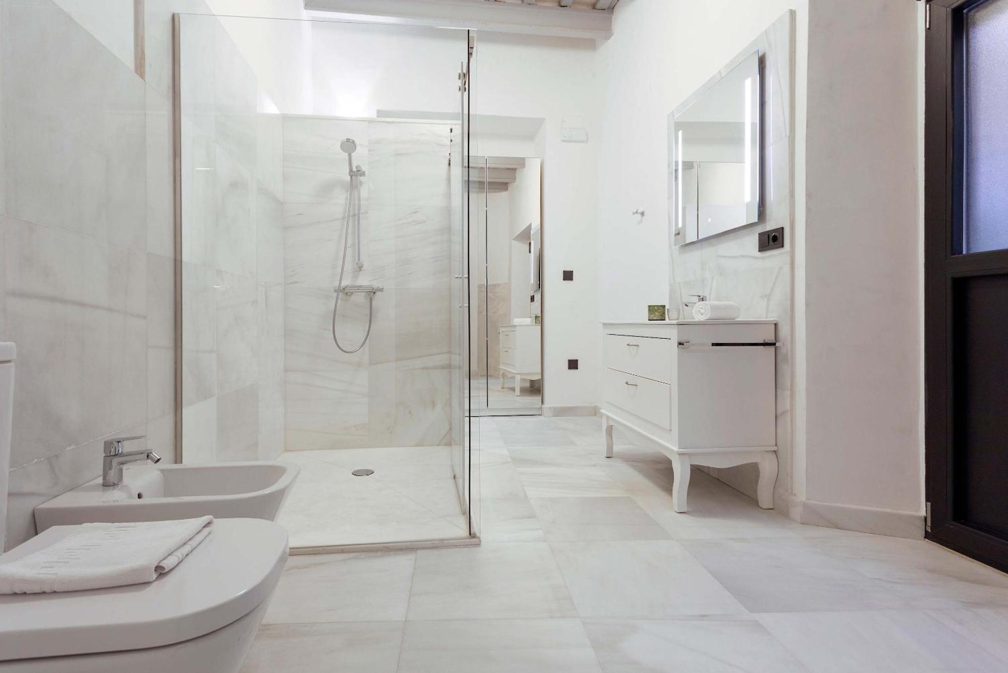Genteel Home Acetres Sevilla Bagian luar foto